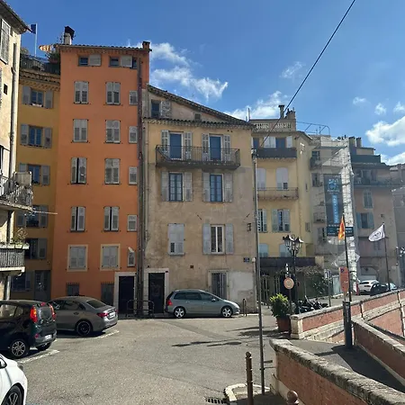 3 Pieces Vue A Proximite Des Parfumeries Apartamento *
